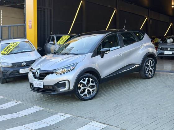 RENAULT CAPTUR 1.6 16V SCE FLEX LIFE X-TRONIC RENAULT CAPTUR 1.6 16V SCE FLEX LIFE X-TRONIC